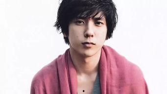 日角突出的明星,揭秘日角突出明星的独特魅力