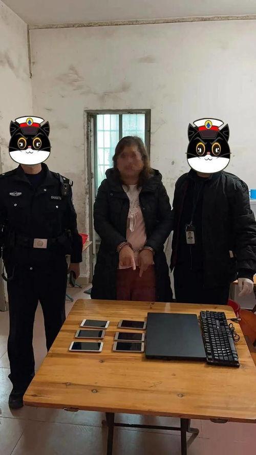 女交警吃瓜事件视频,网络热议的瞬间